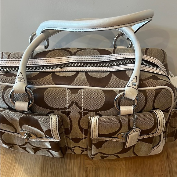 Rare!!! Coach Brown and Cream Signature Bag - Picture 2 of 10